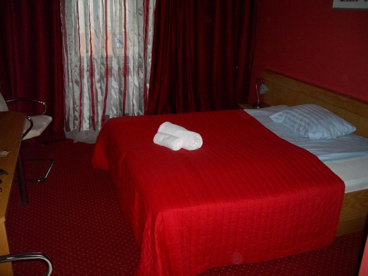 Kardamon Bed & Breakfast Żary Cameră foto